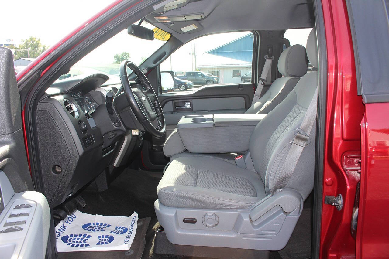 2014 Ford F-150 XLT photo 8