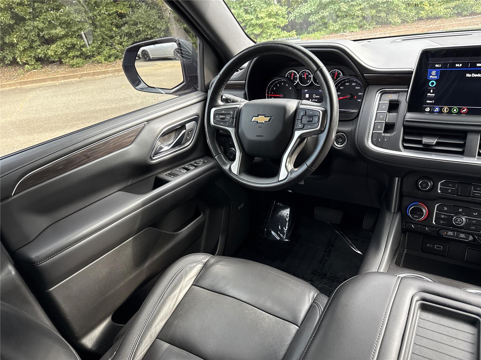 2021 Chevrolet Suburban 1500 LT photo 15