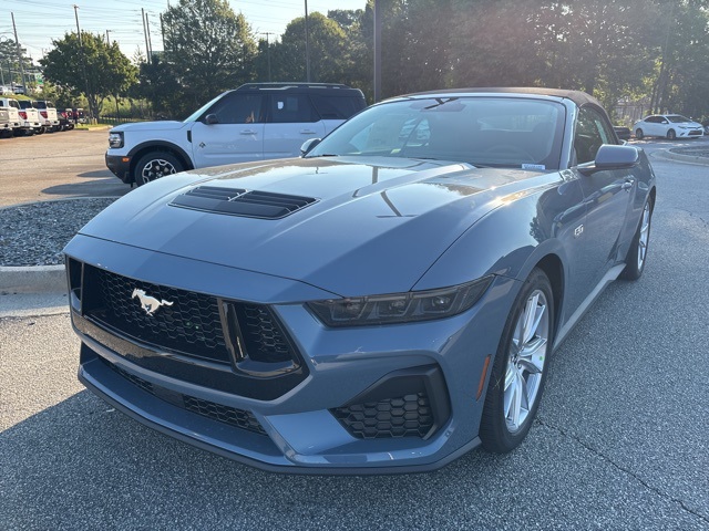 2025 Ford Mustang GT Premium photo 4