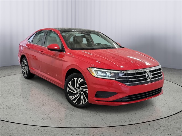 2020 Volkswagen Jetta SEL photo 2