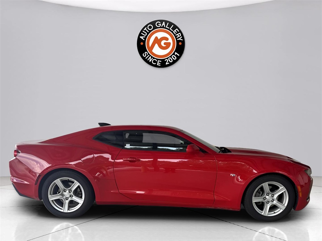 2023 Chevrolet Camaro 1LT photo 6