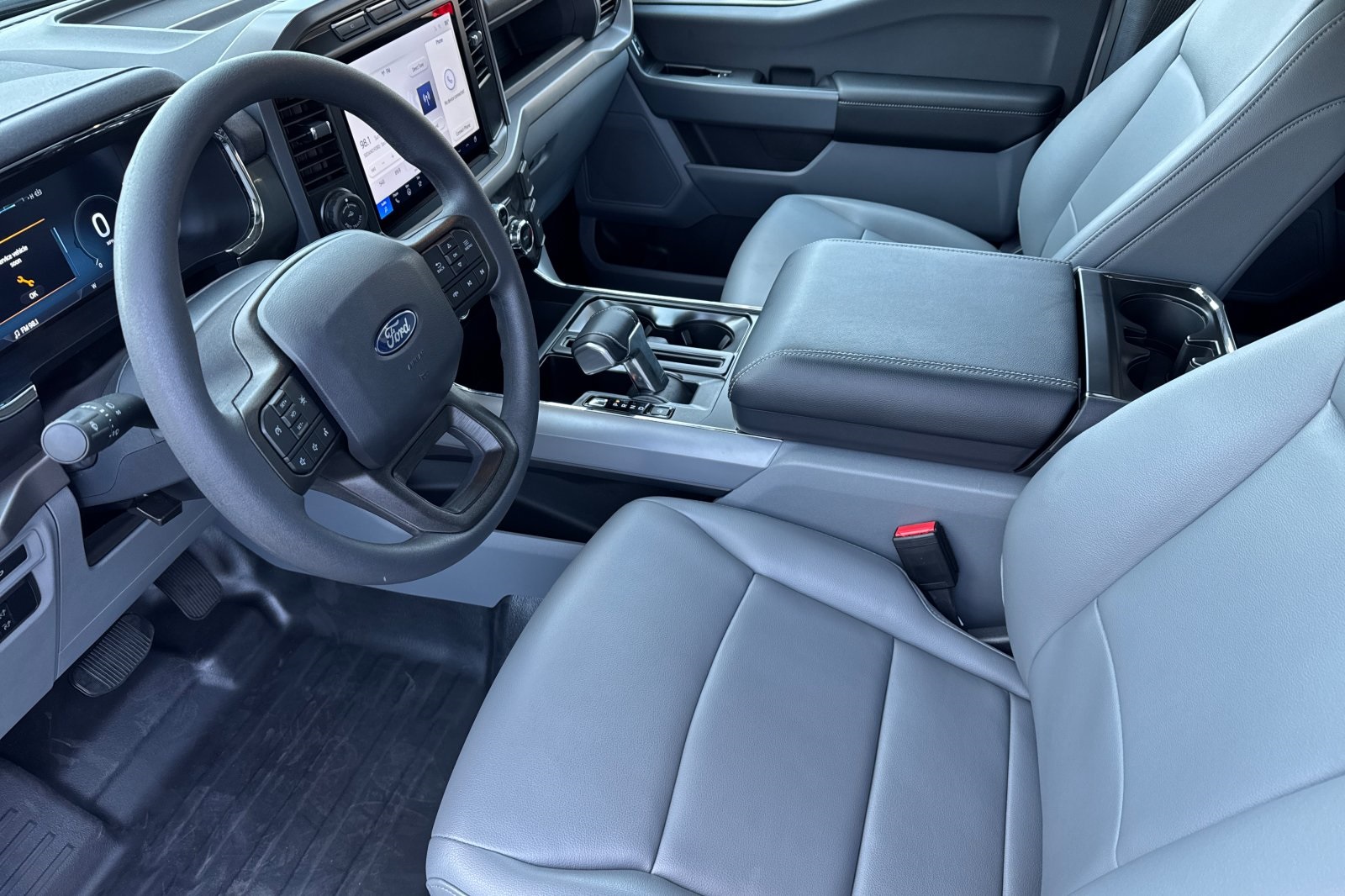 2024 Ford F-150 Lightning photo 9