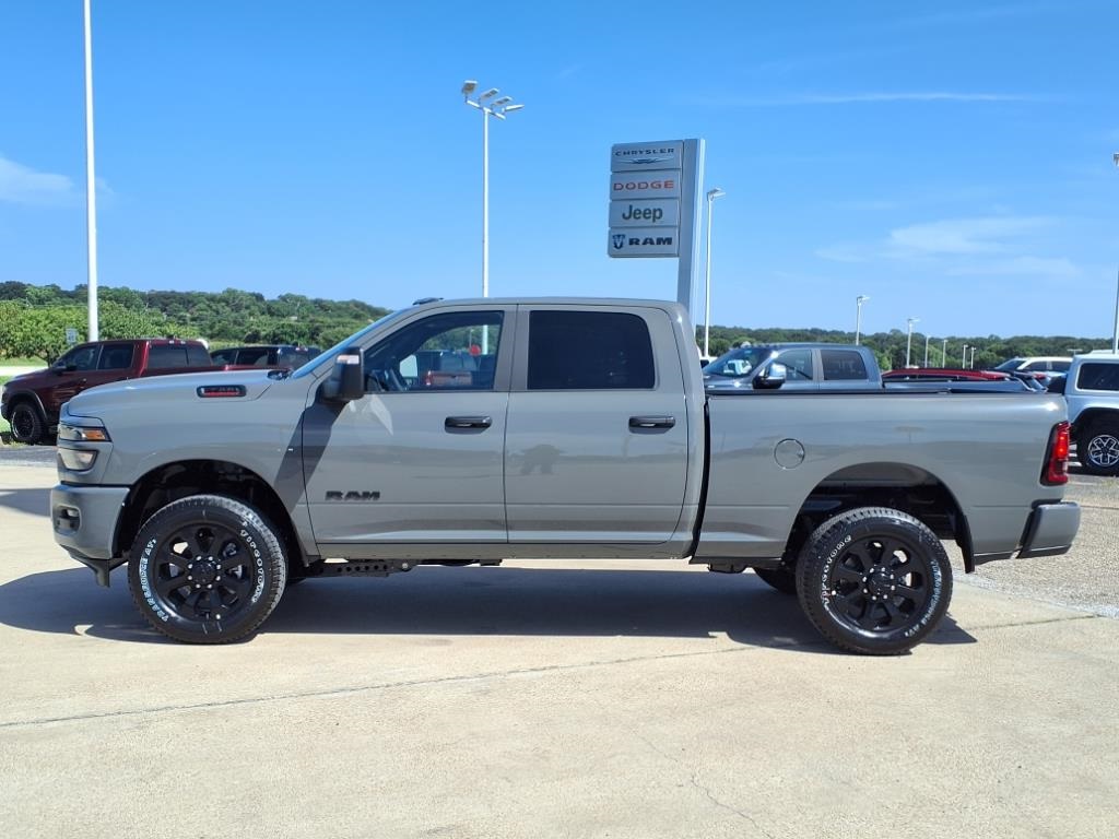 2025 Ram 2500 Big Horn photo 4