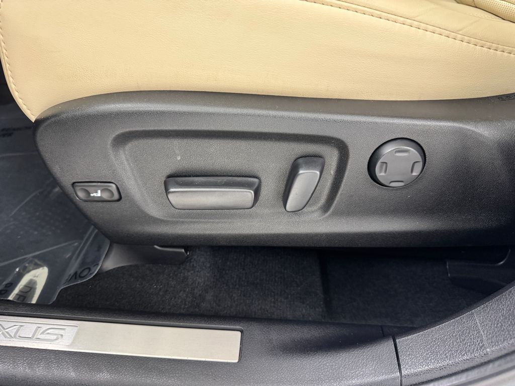 2021 Lexus RX 350 photo 39
