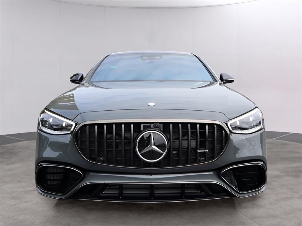 2026 Mercedes Benz S 63 e AMG 4MATIC photo 2
