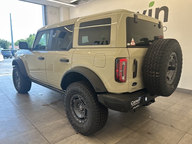 2025 Ford Bronco Badlands photo 14
