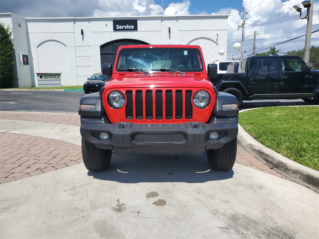 2020 Jeep Wrangler Unlimited Sport Altitude photo 2