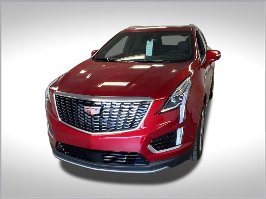 2025 Cadillac XT5 Premium Luxury photo 3