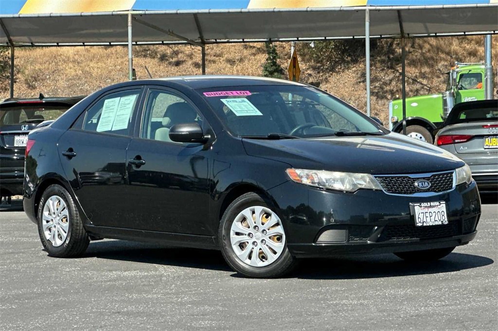 Used 2013 Kia Forte EX with VIN KNAFU4A24D5684854 for sale in Auburn, CA