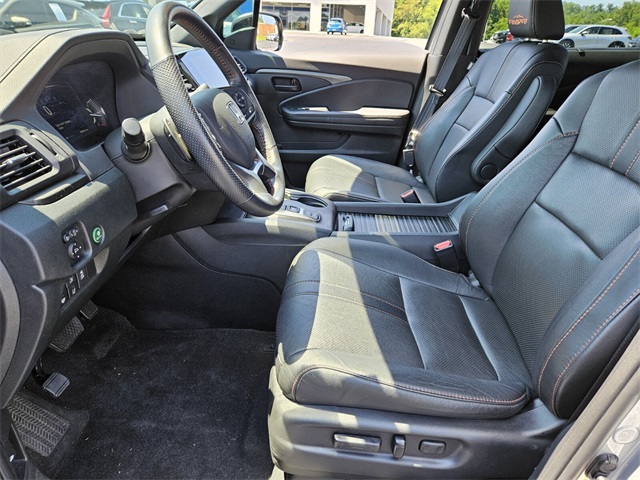 2023 Honda Passport TrailSport photo 8