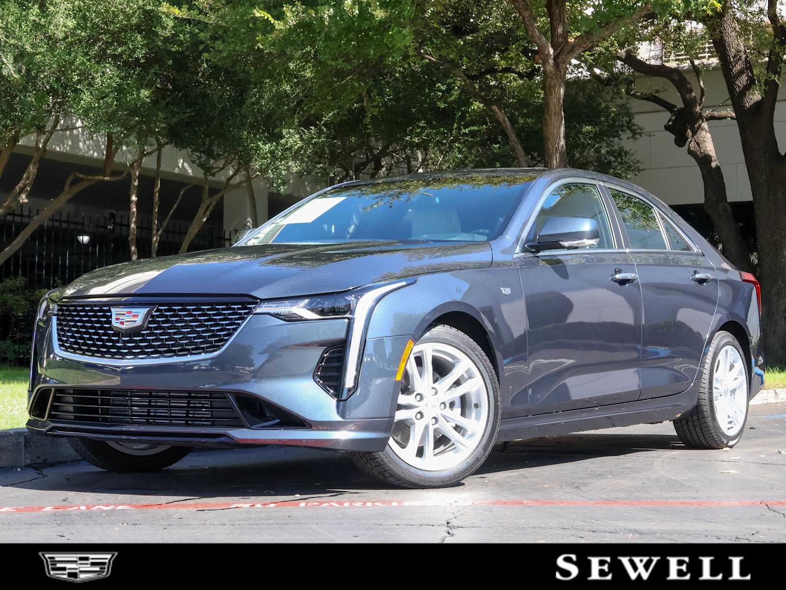 2025 Cadillac CT4 Luxury's photo