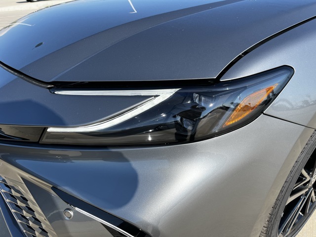 2025 Toyota Camry XSE photo 13