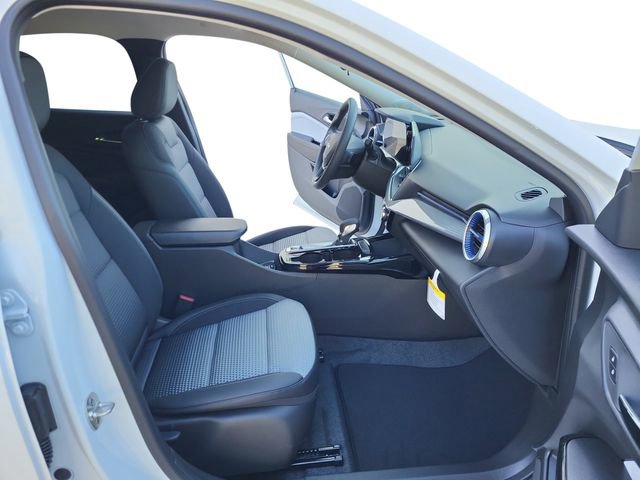 2025 Chevrolet Trax LT photo 24