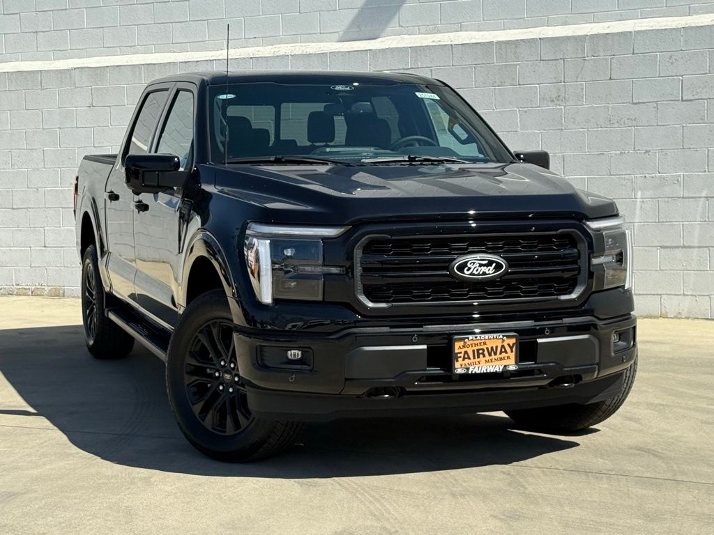 2025 Ford F-150 Lariat photo 2