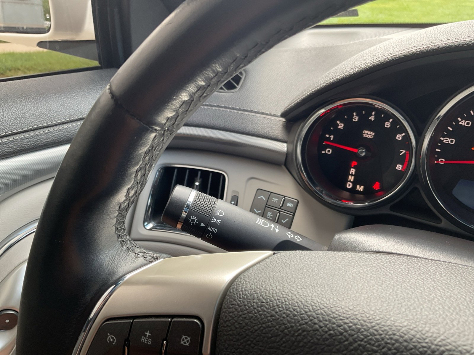 2013 Cadillac CTS Base photo 19
