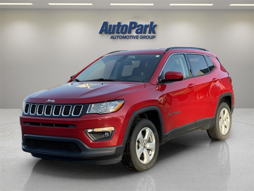2019 Jeep Compass Latitude photo 2