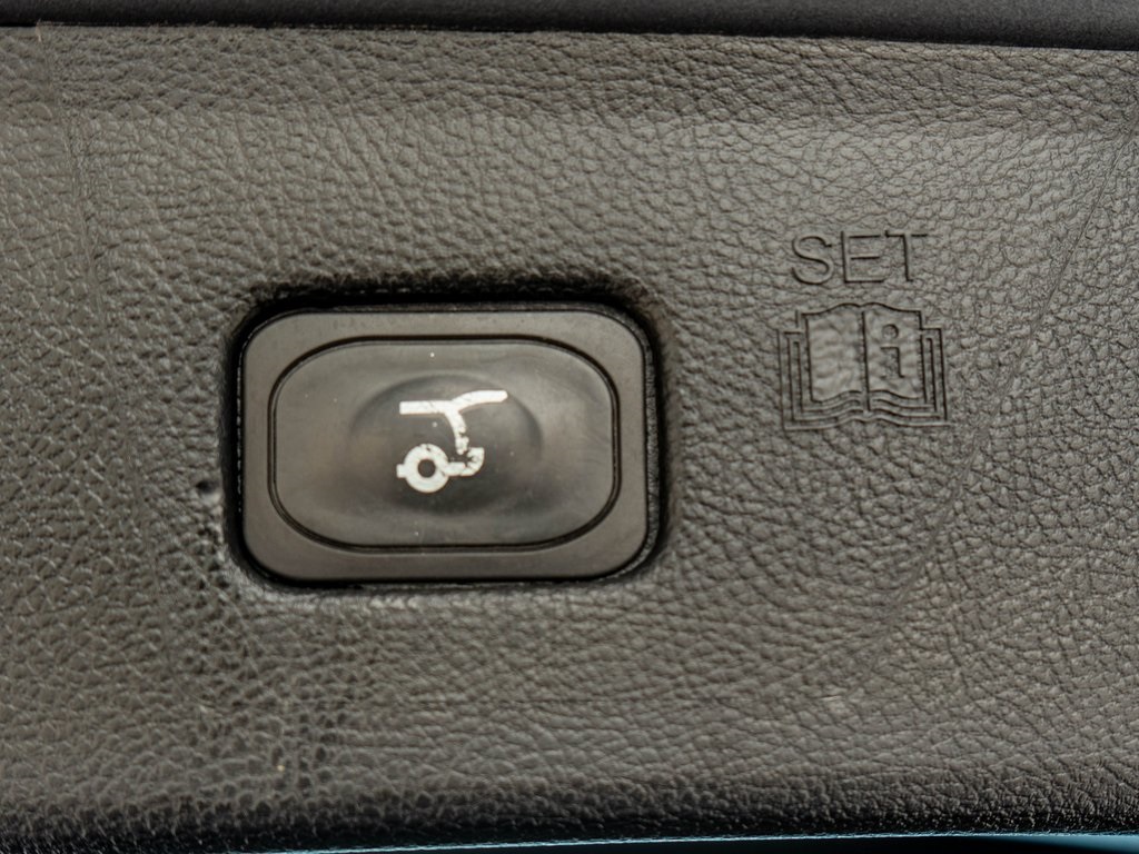 View 32