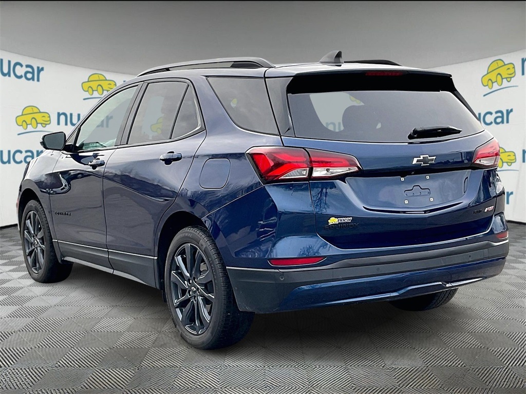 2023 Chevrolet Equinox RS photo 2
