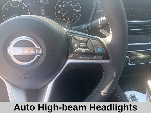 2025 Nissan Altima 2.5 SL photo 6