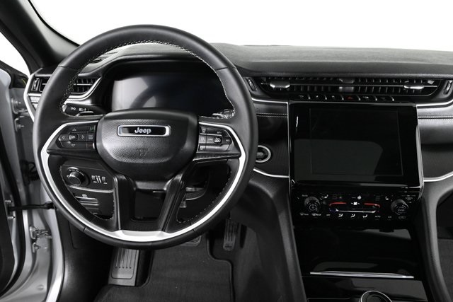 2024 Jeep Grand Cherokee Altitude X photo 2
