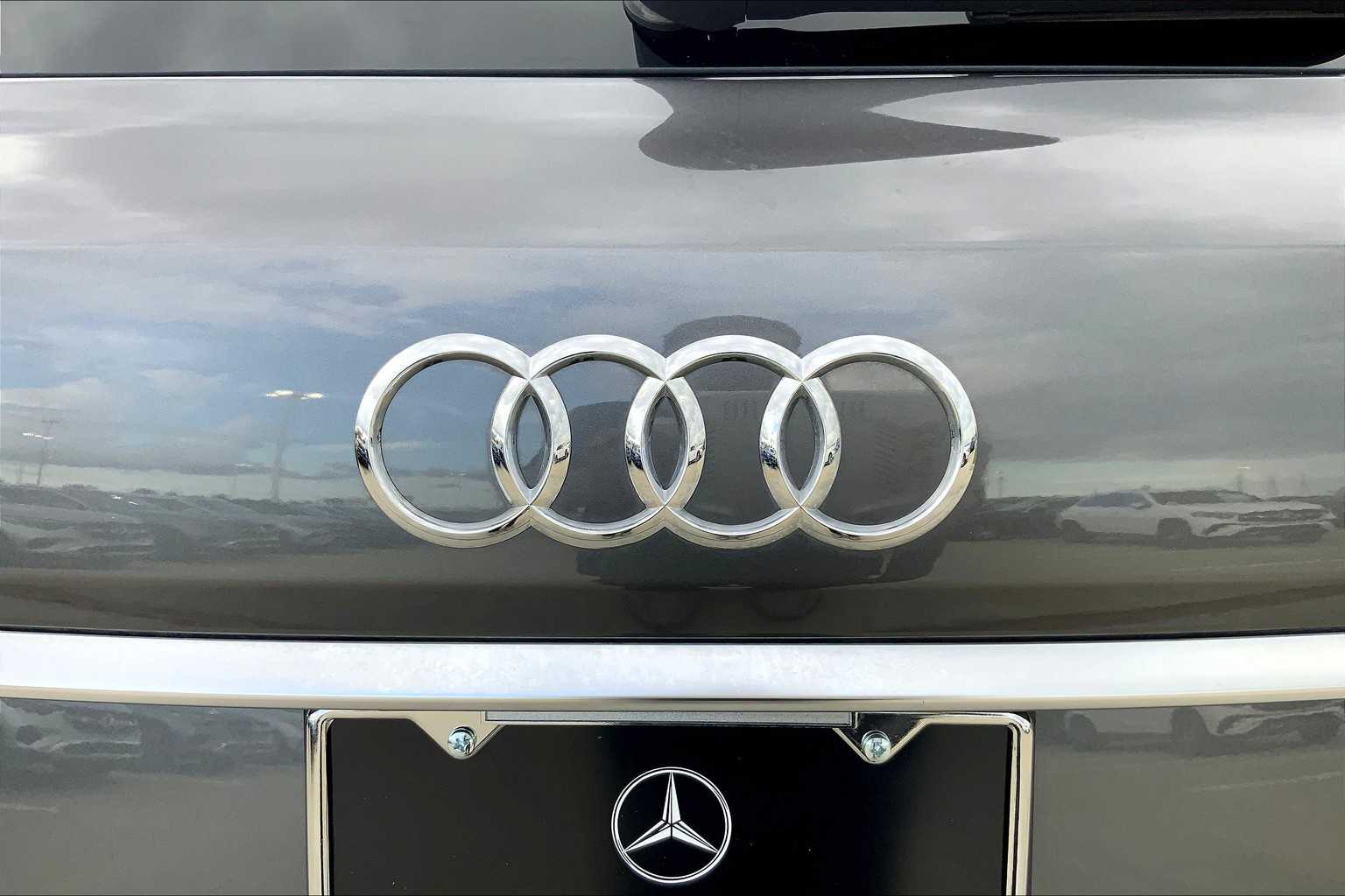 2023 Audi Q7 Premium Plus photo 9