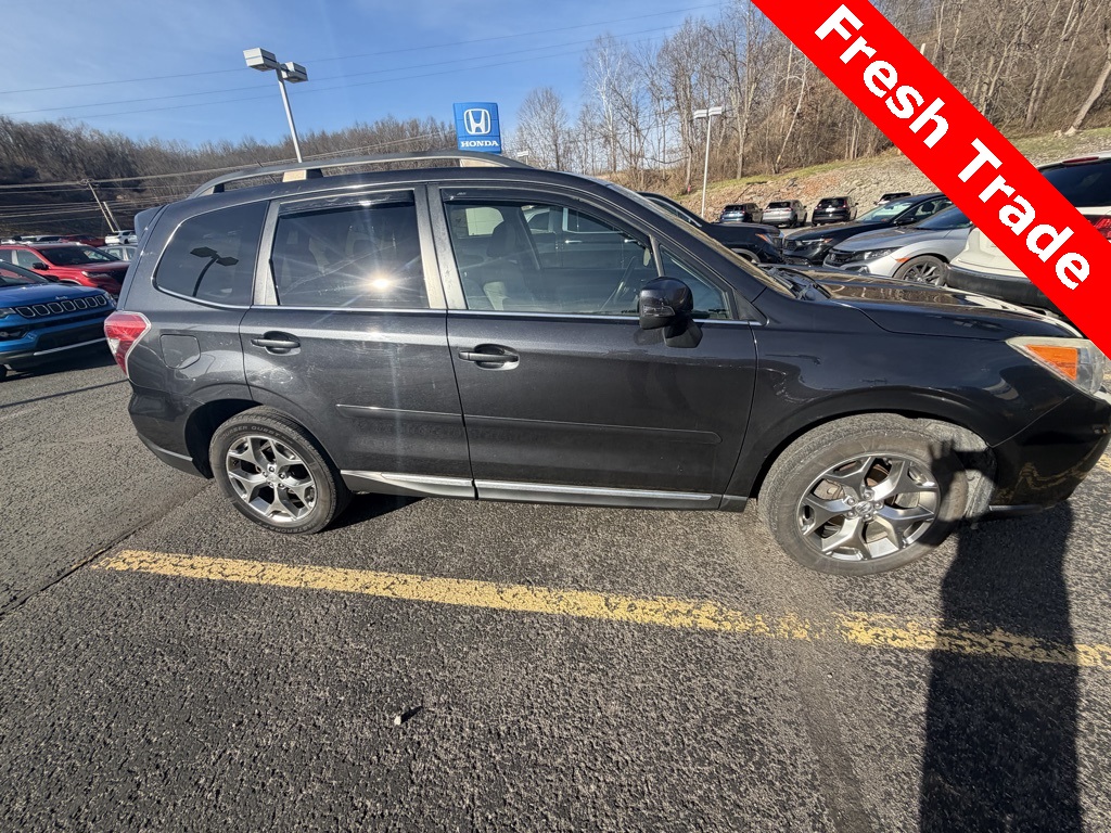 2015 Subaru Forester 2.5i Touring photo 3
