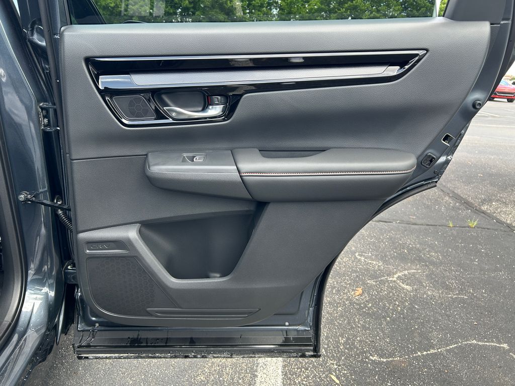 2026 Honda CR-V Hybrid Sport Touring photo 23