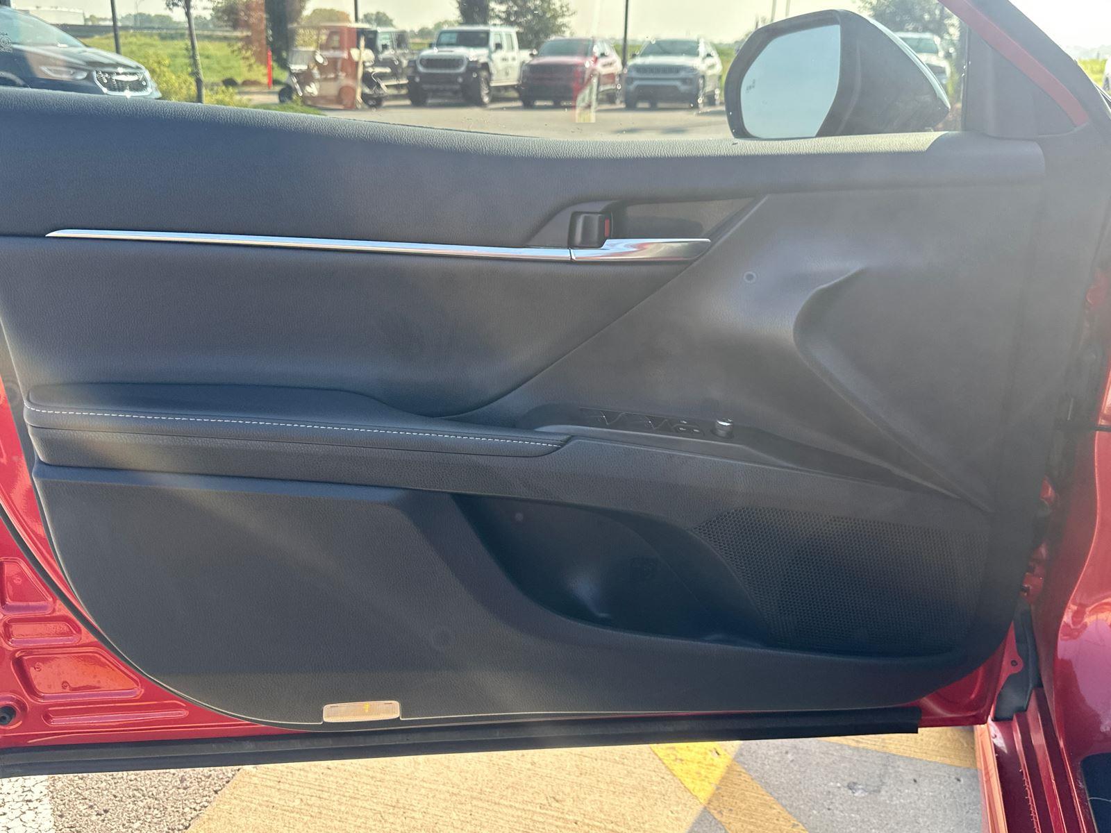 2024 Toyota Camry XSE V6 photo 8