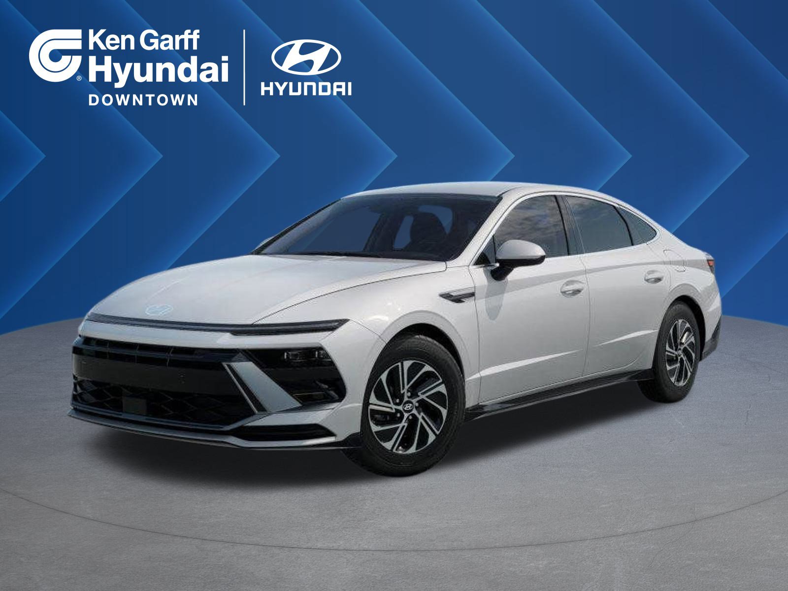 2026 Hyundai Sonata Hybrid Blue's photo