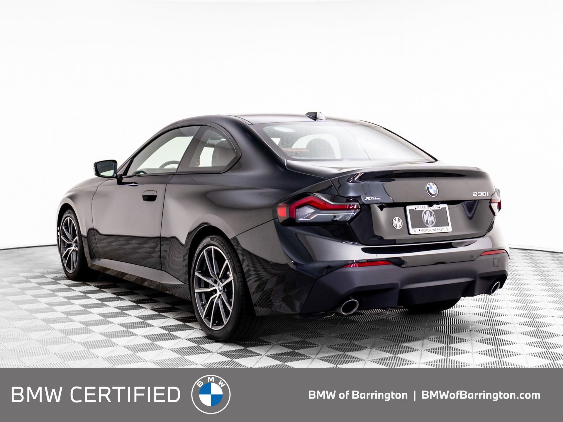 2024 Bmw 230i xDrive Coupe photo 3