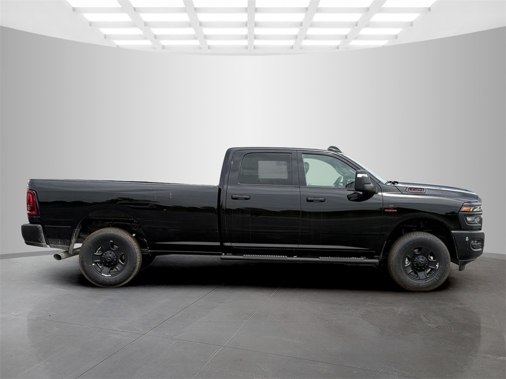 2025 Ram 3500 Tradesman photo 2