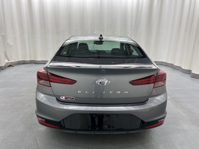 2020 Hyundai Elantra Value Edition photo 4