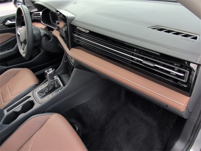 2025 Volkswagen Jetta 1.5T SEL photo 14