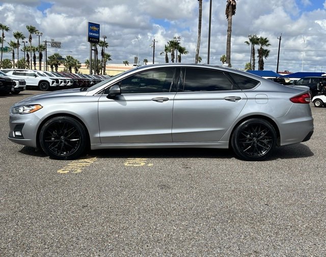 2020 Ford Fusion SE photo 4