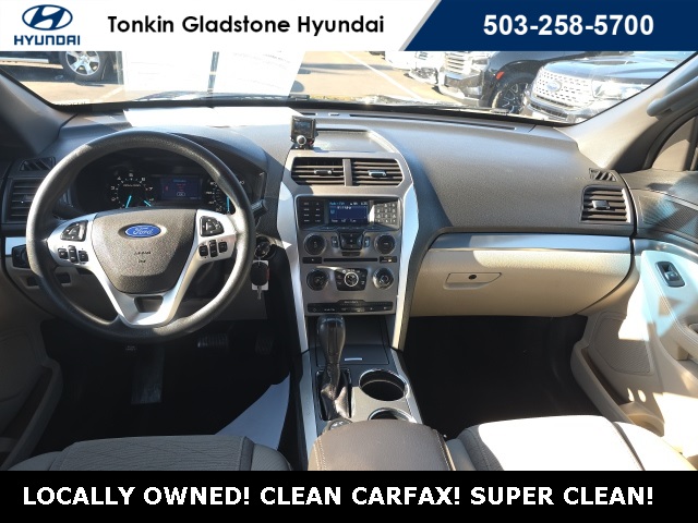 2013 Ford Explorer Base photo 29