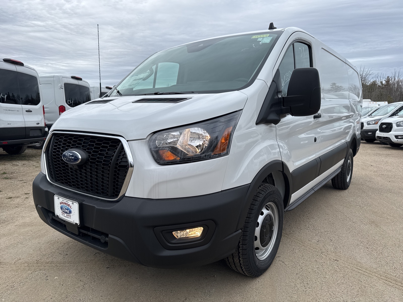 2024 Ford Transit Cargo Van photo 3