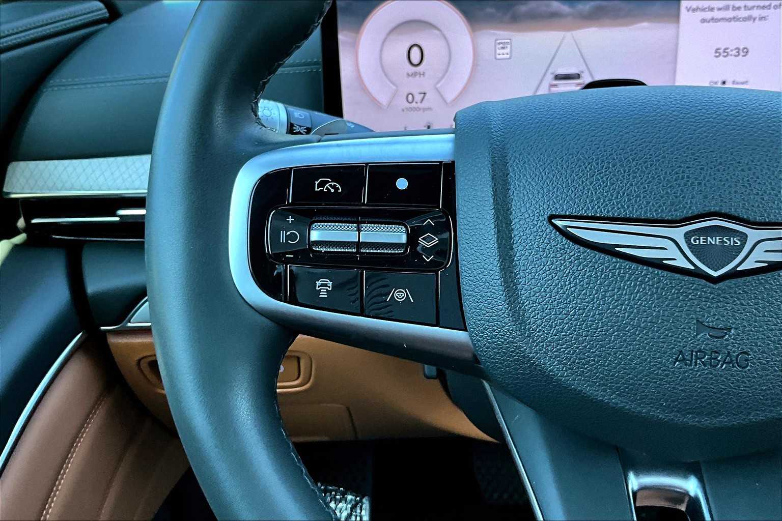 2025 Genesis GV80 Advanced photo 22