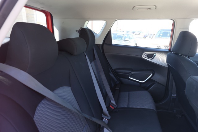 2023 Kia Soul LX photo 16
