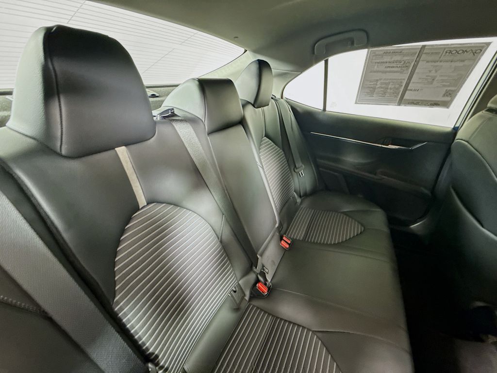 2023 Toyota Camry SE Nightshade Edition photo 19