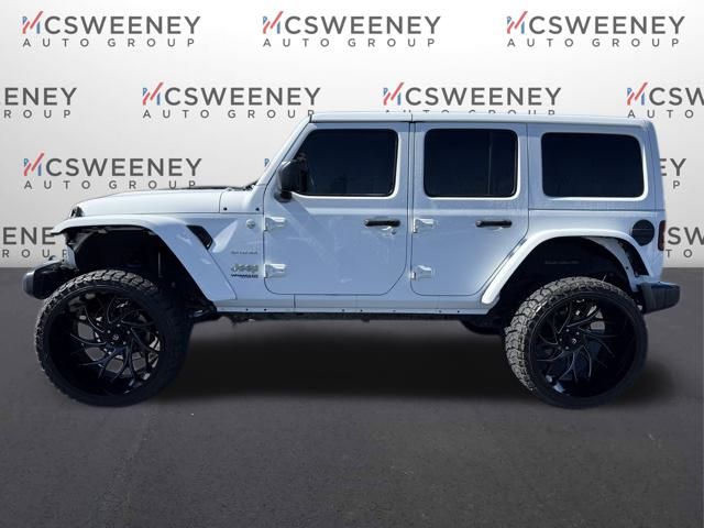 2019 Jeep Wrangler Unlimited Sahara photo 2