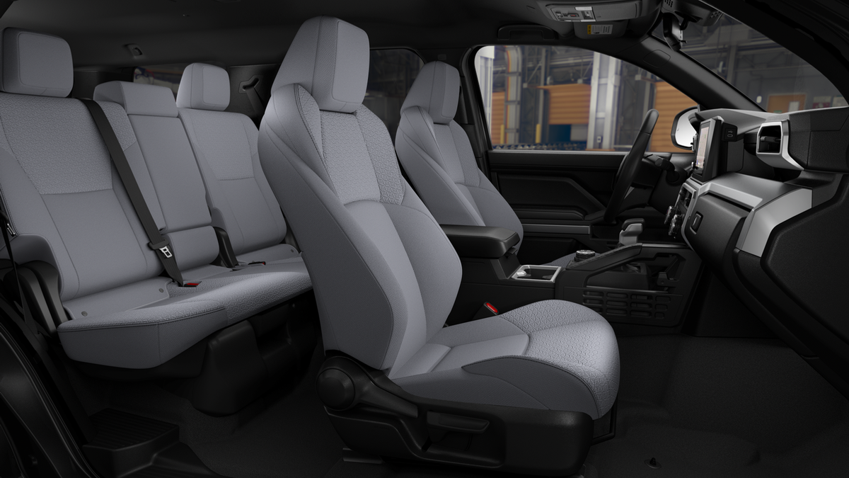 2025 Toyota 4Runner SR5 photo 14
