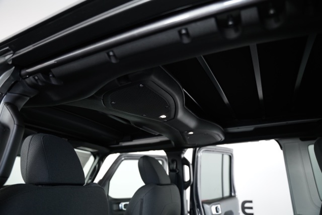 2025 Jeep Wrangler Sport S photo 27