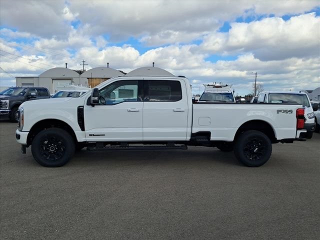 2025 Ford F-350 XLT photo 3