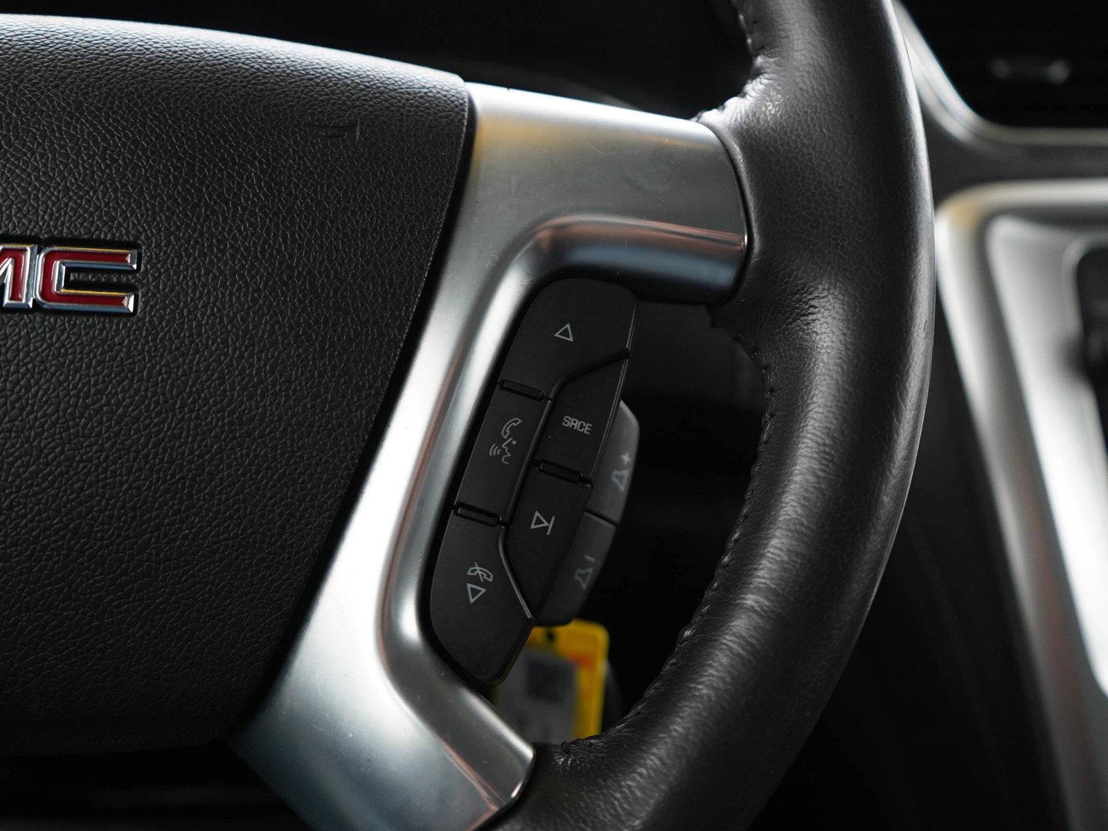 2015 Gmc Acadia SLE photo 25