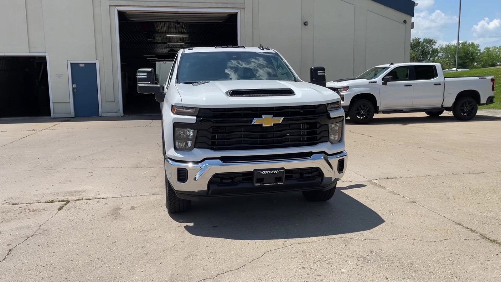 2025 Chevrolet Silverado 2500HD LTZ photo 4