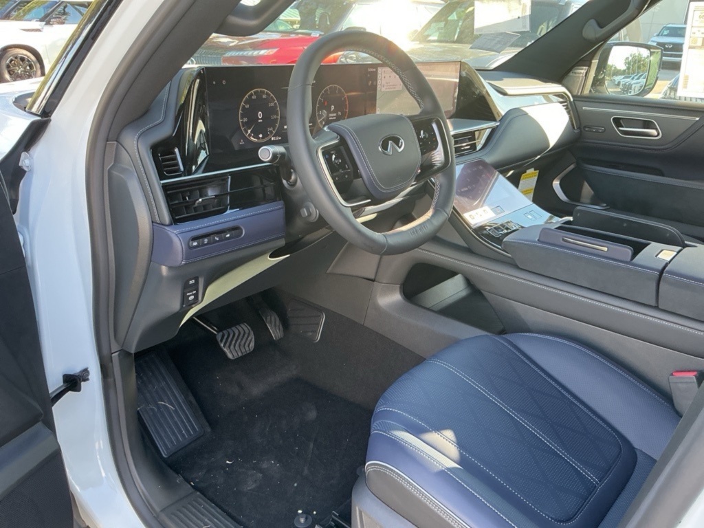 2026 Infiniti QX80 Sensory photo 15