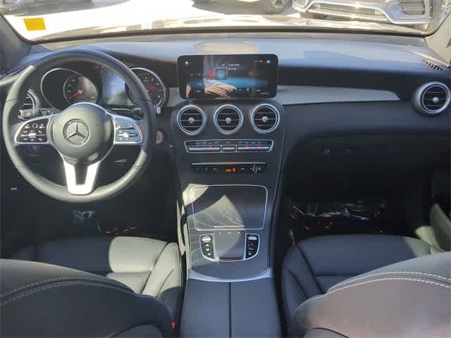 2021 Mercedes Benz GLC 300 photo 3