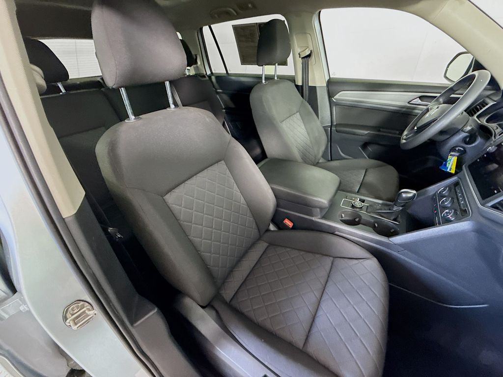 2018 Volkswagen Atlas V6 Launch Edition photo 27