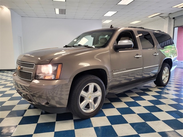 2012 Chevrolet Suburban 1500 LTZ photo 3