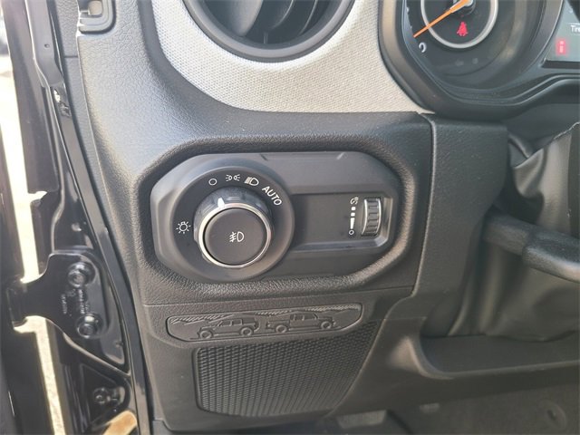 2024 Jeep Wrangler Sport S photo 24